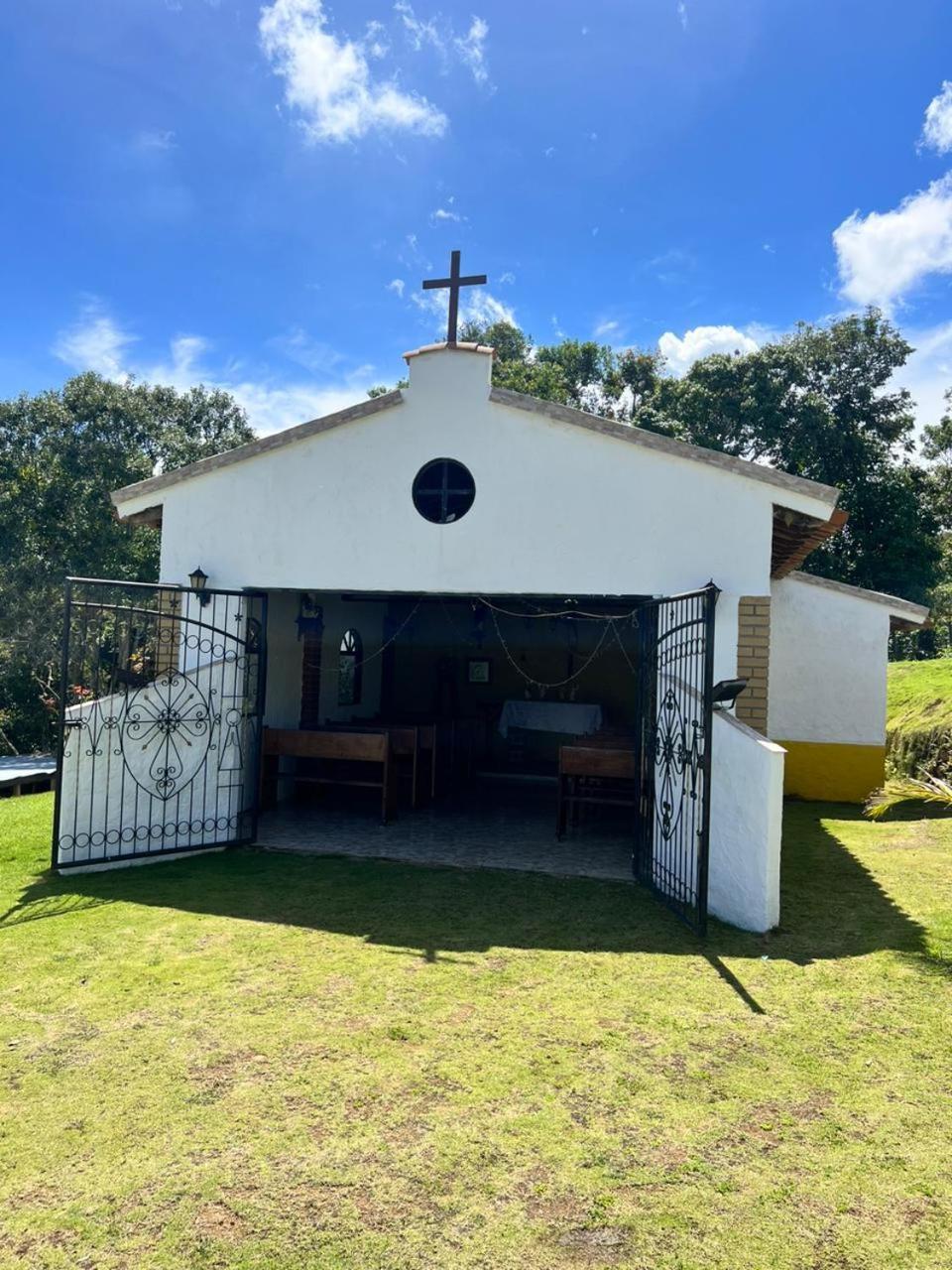 Finca Vacacional Guanani ソコロ エクステリア 写真