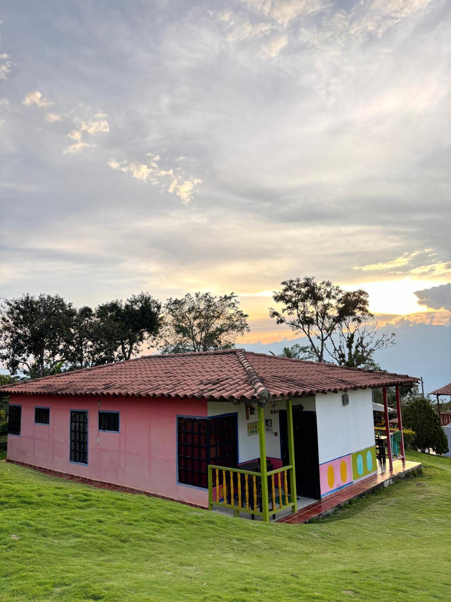 Finca Vacacional Guanani ソコロ エクステリア 写真